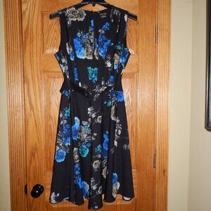 Women's Size 18 CITY CHIC Black & Blue Floral Bouquet Belted Sleeveless Dress